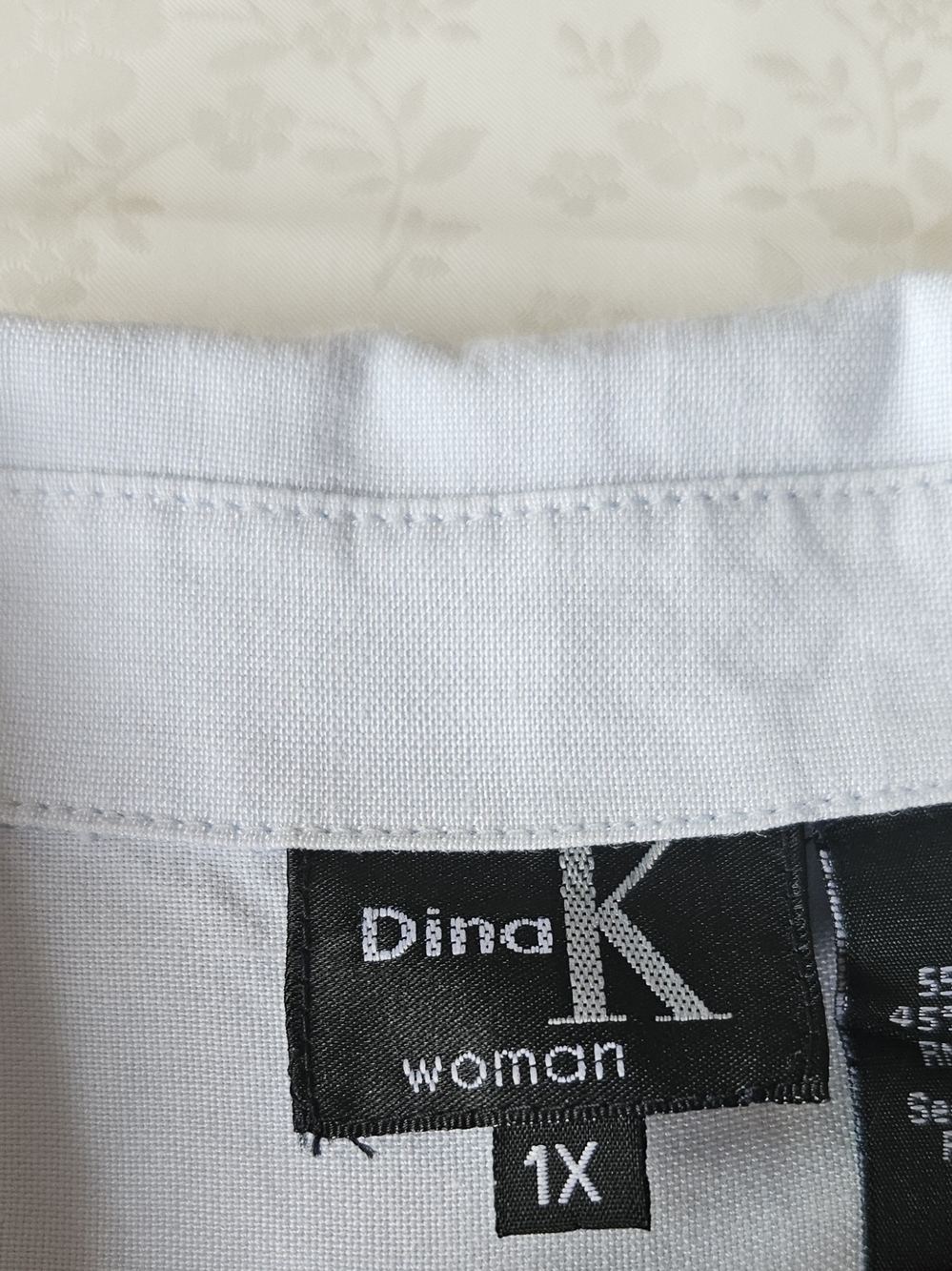 Dina K Woman Light Blue Embroidered Button Up Shirt Blouse Size 1X Ramie Viscos - Picture 5 of 11